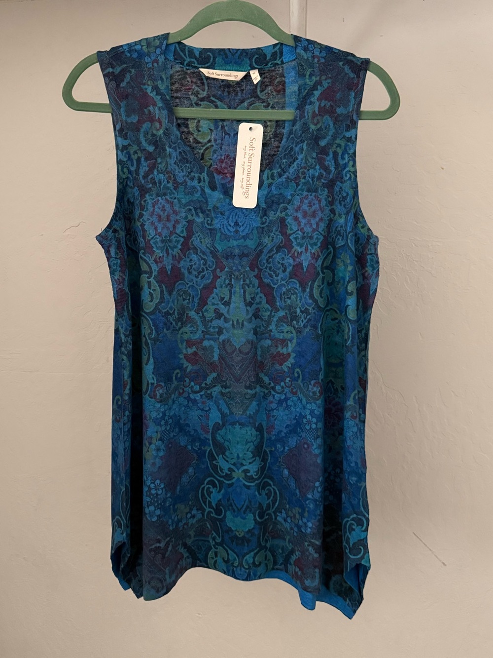 NWT Soft Surroundings Lush Floral Print Maeve Tank Petite Sizing